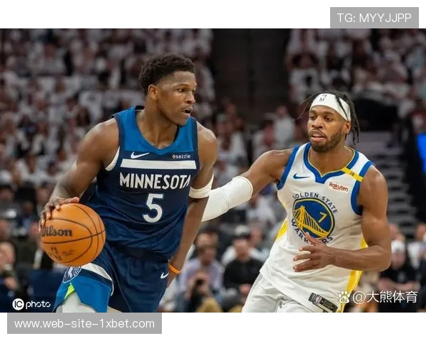 森林狼爱德华兹兰德尔戈贝尔 三巨头磨合进入瓶颈期